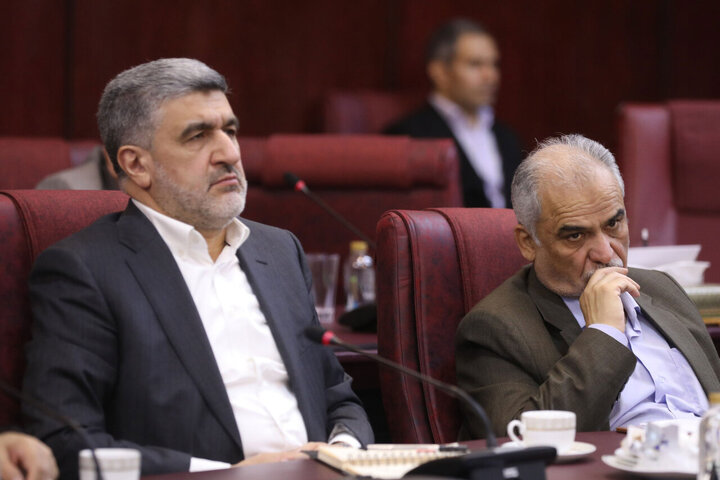 نشست کمیسیون اصل نود با وزیر اقتصاد