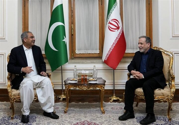 عراقچی: زیاده‌خواهی آمریکا مانع دیپلماسی است/ مجازات متجاوزان خواسته جامعه جهانی است