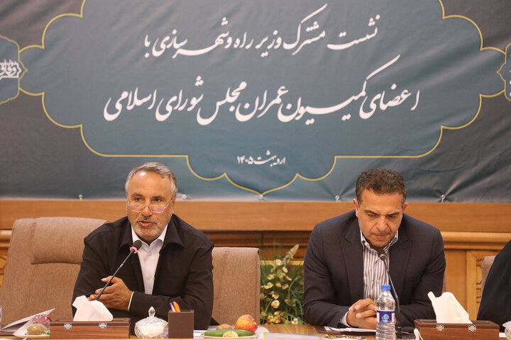 رضایی‌کوچی: تسهیلات بانکی مسکن به یک میلیارد تومان افزایش می‌یابد/ افزایش ۴۰ درصدی تأمین کالا از مسیرهای شمال و شرق