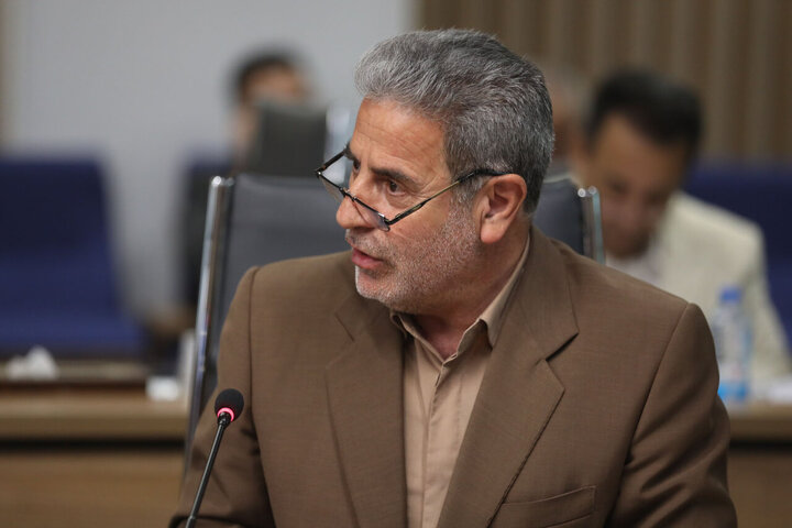 نشست مشترک کمیسیون کشاورزی، آب، منابع طبیعی و محیط زیست مجلس با وزیر نیرو