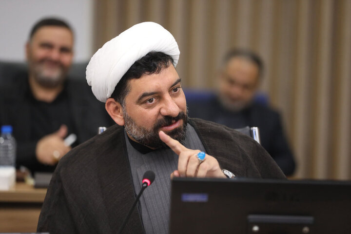 نشست مشترک کمیسیون کشاورزی، آب، منابع طبیعی و محیط زیست مجلس با وزیر نیرو