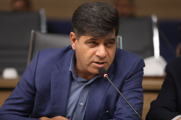 نشست مشترک کمیسیون کشاورزی، آب، منابع طبیعی و محیط زیست مجلس با وزیر نیرو