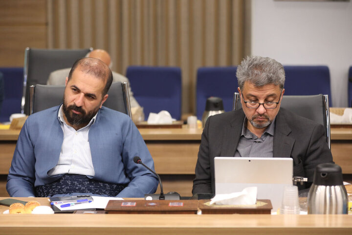 نشست مشترک کمیسیون کشاورزی، آب، منابع طبیعی و محیط زیست مجلس با وزیر نیرو