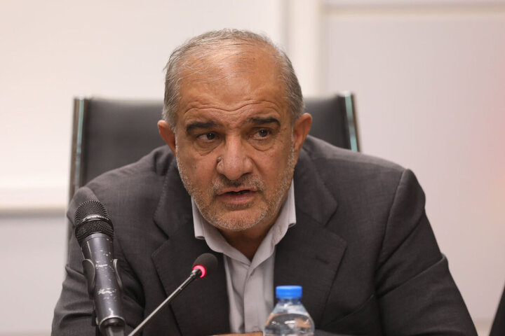 نشست مشترک کمیسیون کشاورزی، آب، منابع طبیعی و محیط زیست مجلس با وزیر نیرو