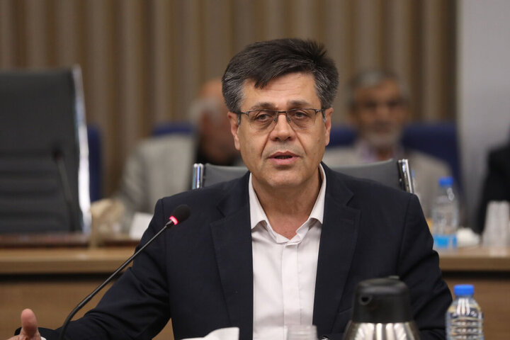 نشست مشترک کمیسیون کشاورزی، آب، منابع طبیعی و محیط زیست مجلس با وزیر نیرو
