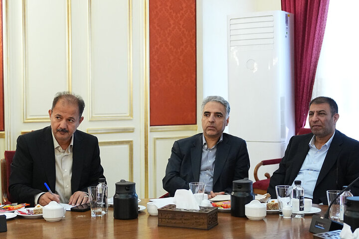 جلسه کمیسیون صنایع