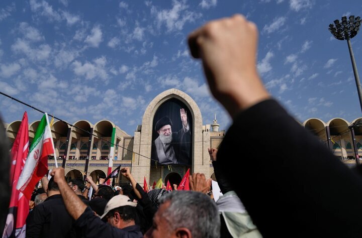 عصر امروز؛ آیین بزرگداشت قائد شهید از سوی رهبر معظم انقلاب در مصلی