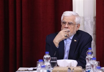 عارف: تصمیم نرخ چهارم بنزین در کرمان بدون هماهنگی با دولت بود ومتوقف شد