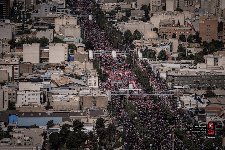 تشییع رهبر شهید