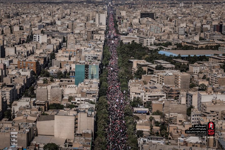 تشییع رهبر شهید