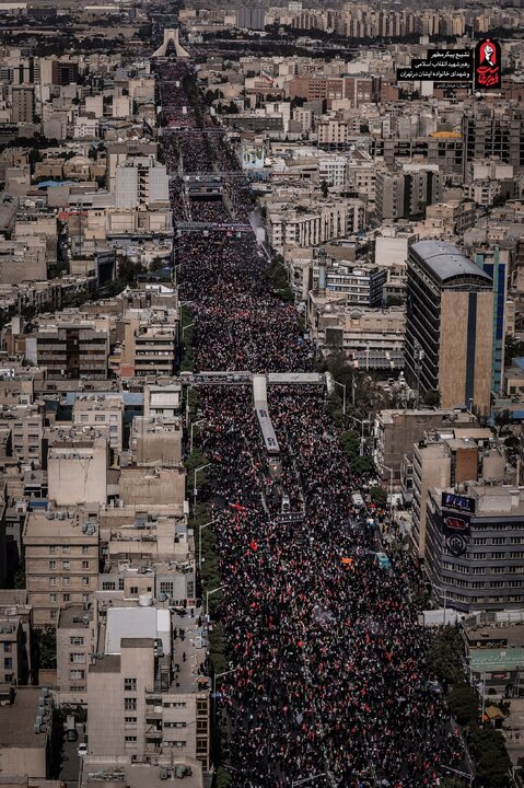 تشییع رهبر شهید