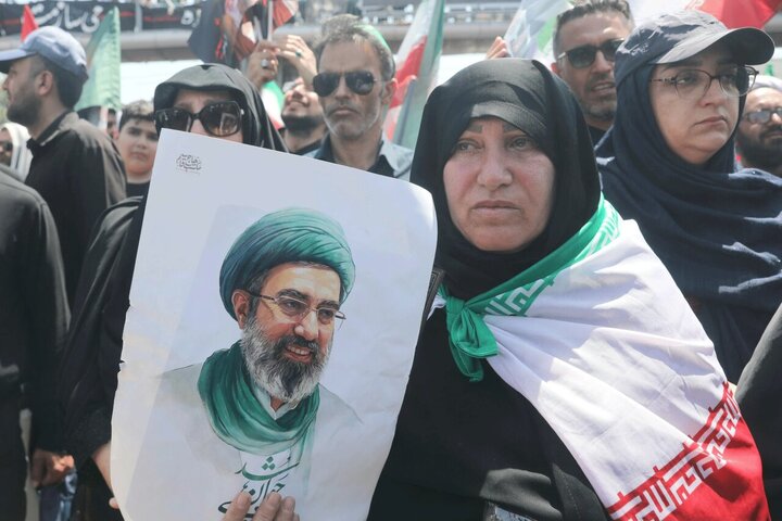 تشییع پیکر مطهر رهبر شهید