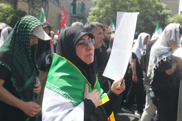 تشییع پیکر مطهر رهبر شهید