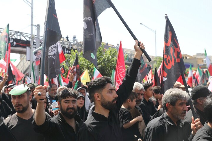تشییع پیکر مطهر رهبر شهید