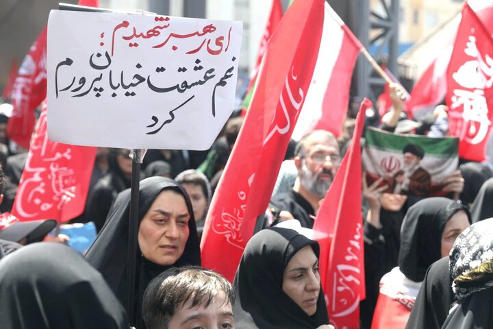 تشییع پیکر مطهر رهبر شهید