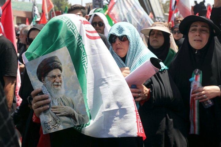 تشییع پیکر مطهر رهبر شهید