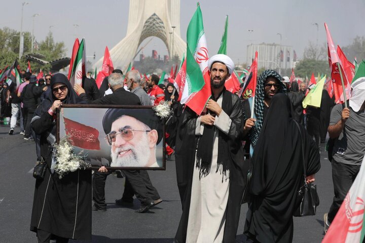 قدردانی فراکسیون اهل‌سنت مجلس از حضور میلیونی مردم در تشییع رهبر شهید انقلاب