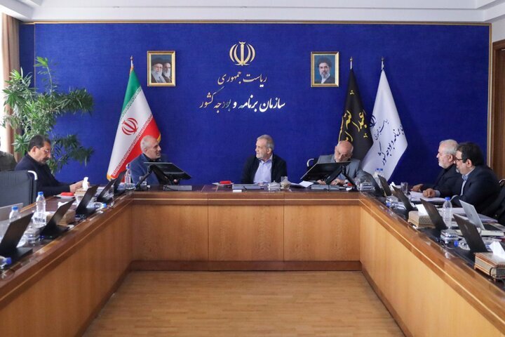 پزشکیان: مدیران ناکارآمد در مدیریت منابع جایگزین خواهند شد