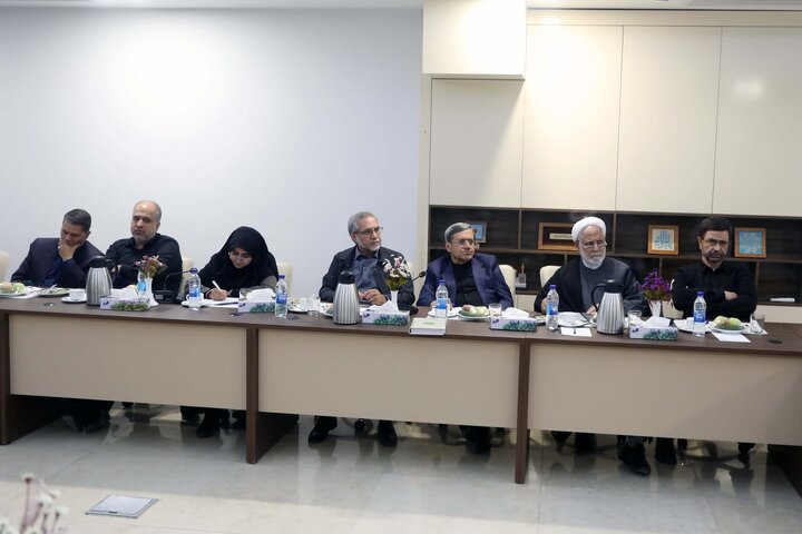نشست مشترک کمیسیون امنیت ملی با سرپرست وزارت دفاع