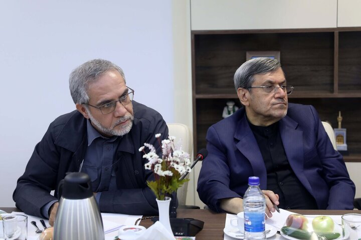 نشست مشترک کمیسیون امنیت ملی با سرپرست وزارت دفاع