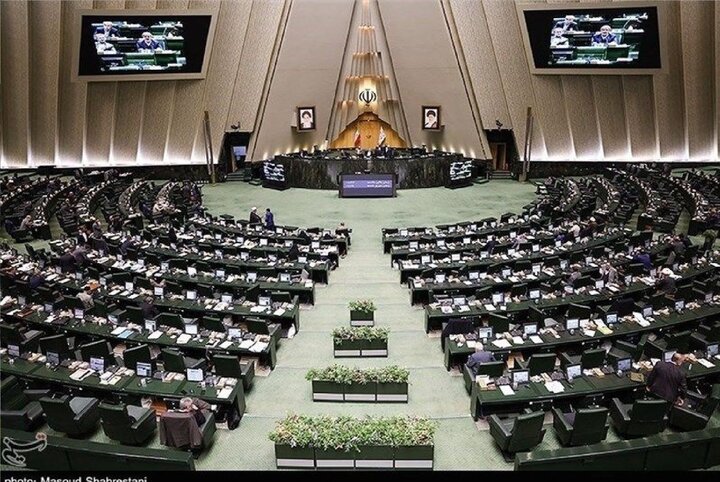 فراکسیون ورزش قهرمانی تیم ملی والیبال نشسته را تبریک گفت