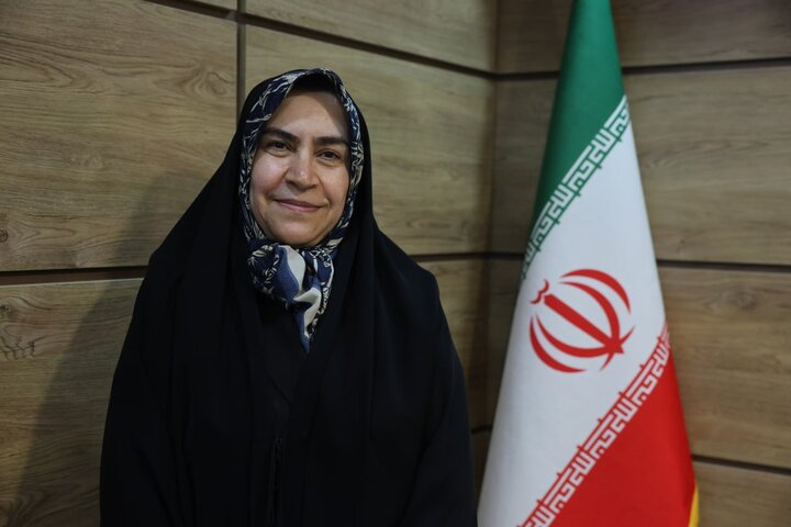 نشست فاطمه مقصودی