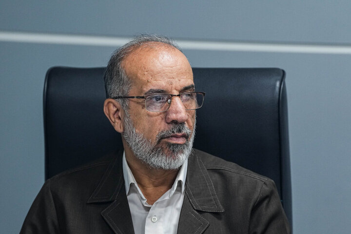 میرمحمدی: تصمیمات یک‌شبه درباره بنزین، تکرار تجربه تلخ سال ۹۸ است/ اعتبار کالابرگ باید متناسب با تورم و نرخ ارز افزایش یابد 