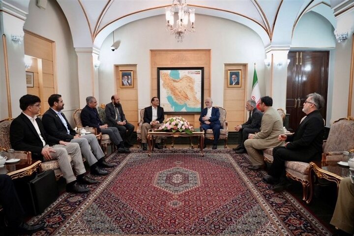دیدار و گفت‌وگو فرمانده ارتش و وزیر کشور پاکستان با مومنی