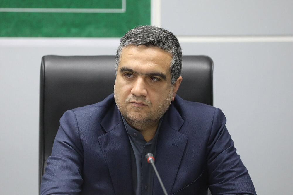 اسحاقی: ۱۰۰ میلیارد یورو ارز بلاتکلیف داریم/ بخشی از آن صرف سلامت شود
