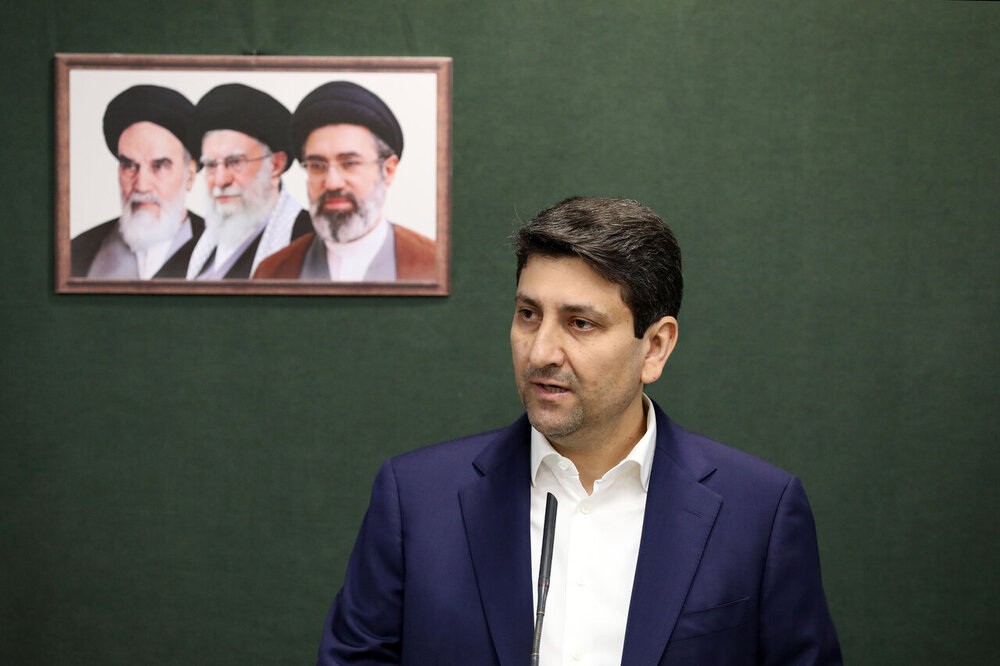 پاسخ وزیر ارتباطات به انتقادات مجلس: ۵۰۰ سایت ما در جنگ تخریب شدند!