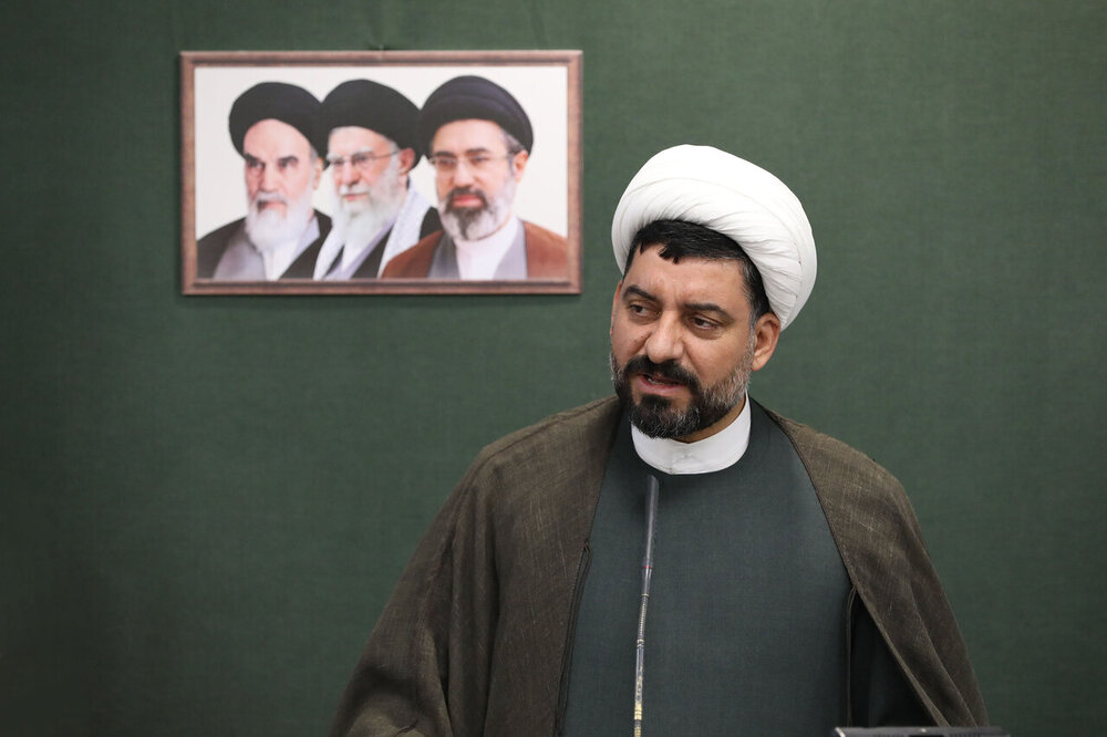 بعضی چهره‌ها را به خدا قسم می‌دهم که سیاه‌نمایی نکنند!