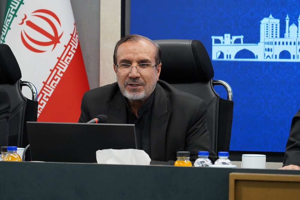 حدادی: خودروسازان به بهانه‌های مختلف قیمت خودرو را افزایش می‌دهند/ قوه قضاییه ورود کند