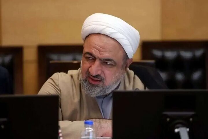 حمید رسایی برای تحمل ۱۰ ماه حبس راهی اوین شد/ روایت ۹۵۱ روزه یک پرونده جنجالی