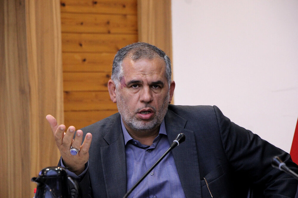 موسوی‌زاده: دولت برای ترمیم حقوق کارکنان در نیمه دوم سال اقدام کند